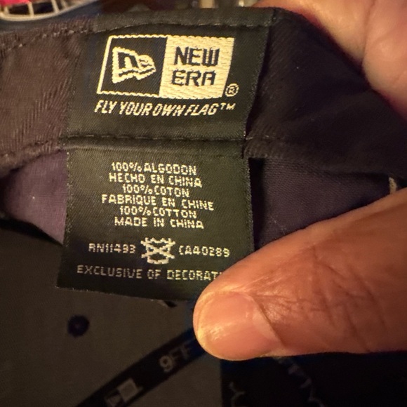 New Era Black and Navy Interior Tag Baseball Cap - Picture 2 of 6